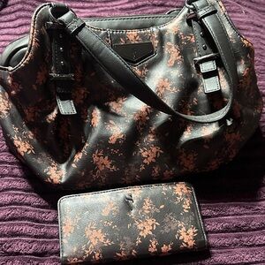Simply Vera Vera Wang Black and Auburn Floral Satchel Bag